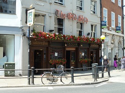 The Old Ship: Richmond Town Centre