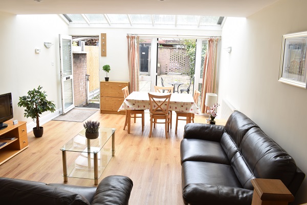 Cambridge Road Living Room